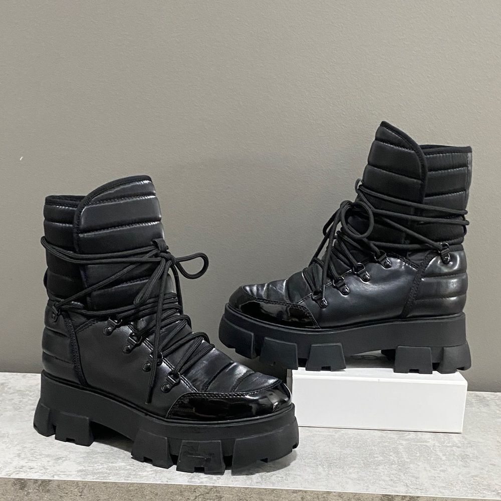 Aldo Black Women's Lace-Up Boots Combat Moto Style Size 7.5